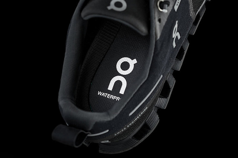 ON Cloud Waterproof