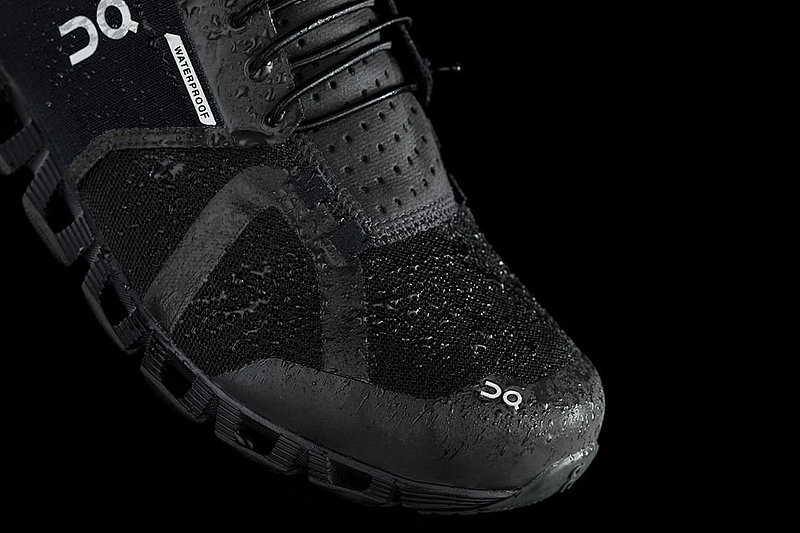 ON Cloud Waterproof