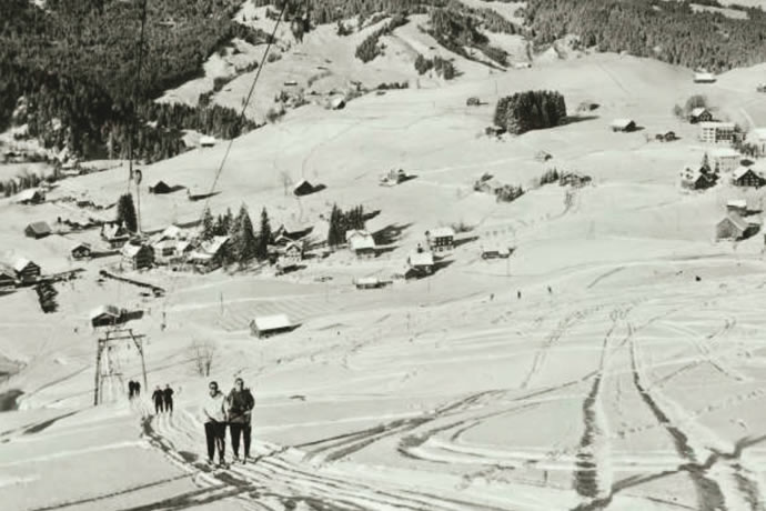 Historische Aufnahme von Holdener Sport 1